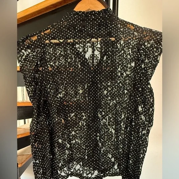 Lulu's Respect Black and White Lace Button-Up Polka Dot Top Size Xs - Picture 6 of 6